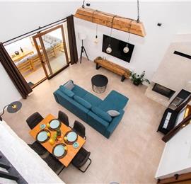 2 bedroom villa with pool near Skradin, sleeps 5